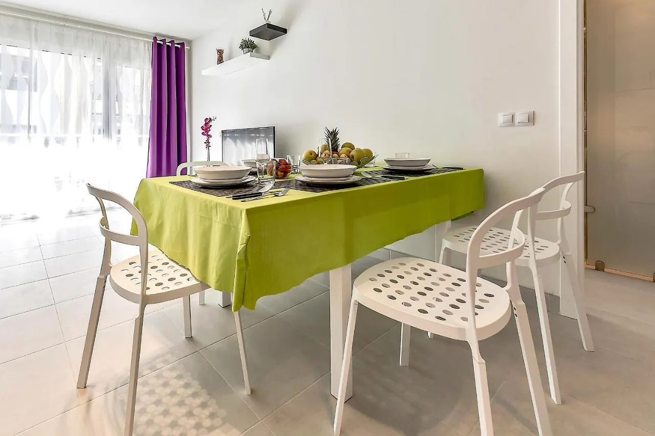 アパート Hs Luxury Apartments, Los Cristianos スペイン